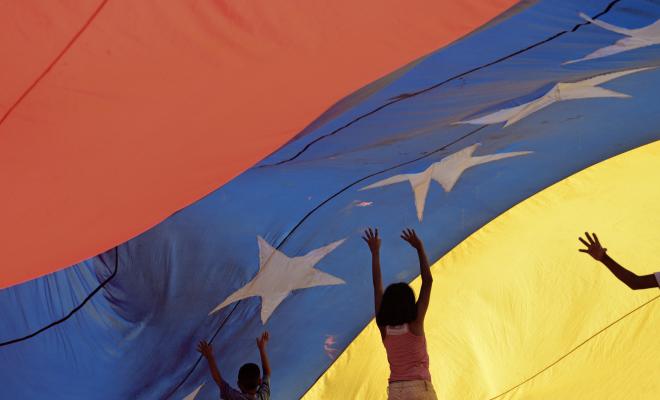 Венесуэльцам вернули 1,000 конфискованных майнеров